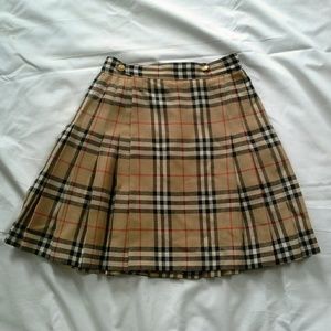 Burberry wool skirt